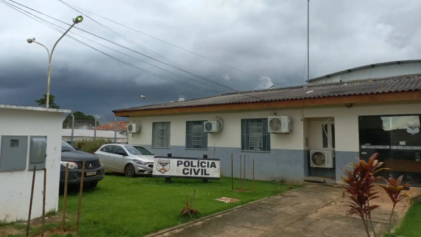 Suspeito de molestar criança em escola de Pimenteiras é detido
