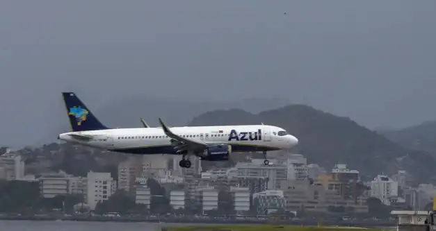 Fiscais apuram condições de trabalho em aeroportos do Rio