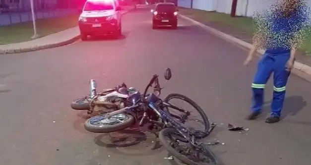 Moto e bicicleta colidem e vítimas são atendidas pelos Bombeiros em Pimenta Bueno