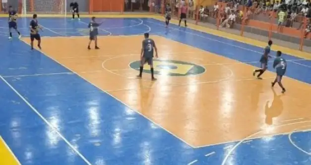 Campeonato de futsal em Cerejeiras une comunidade e destaca talento local