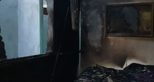 Incêndio em residência deixa um ferido grave em Cerejeiras