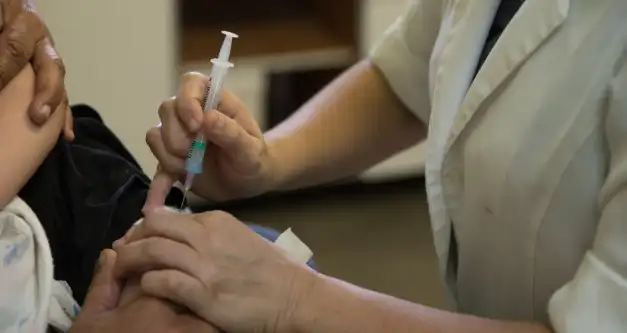 Setor de imunização de Ji-Paraná, RO, alerta para baixa procura da vacina contra sarampo