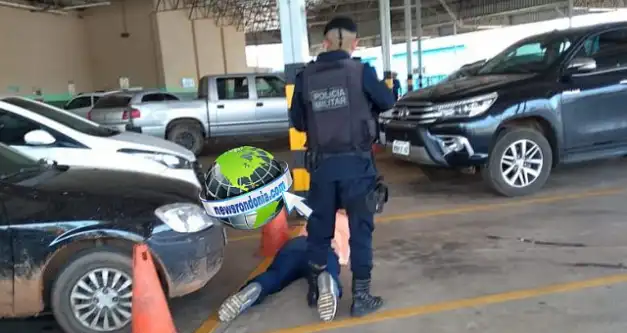 Criminosos são capturados  em estacionamento de supermercado após roubo em Porto Velho