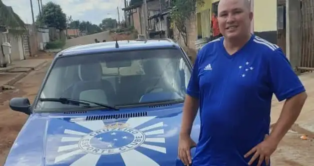 Cruzeirense ostenta paixão pelo clube com "rapomóvel" em Rondônia e acredita em recuperação da equipe