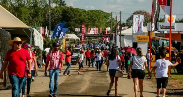 Ações realizadas na Rondônia Rural Show, investimentos na Educação e asfaltamento são os destaques da semana do Governo do Estado