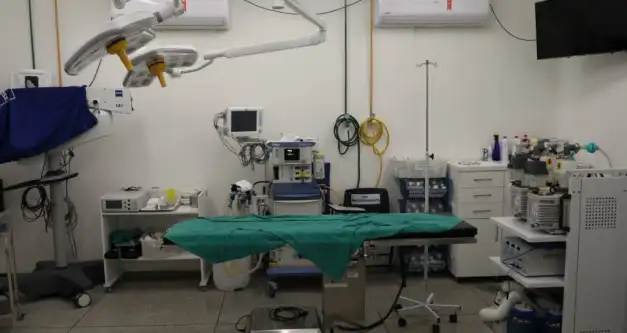 Hospital de Base reforça salas cirúrgicas e realiza mais de 700 cirurgias por mês