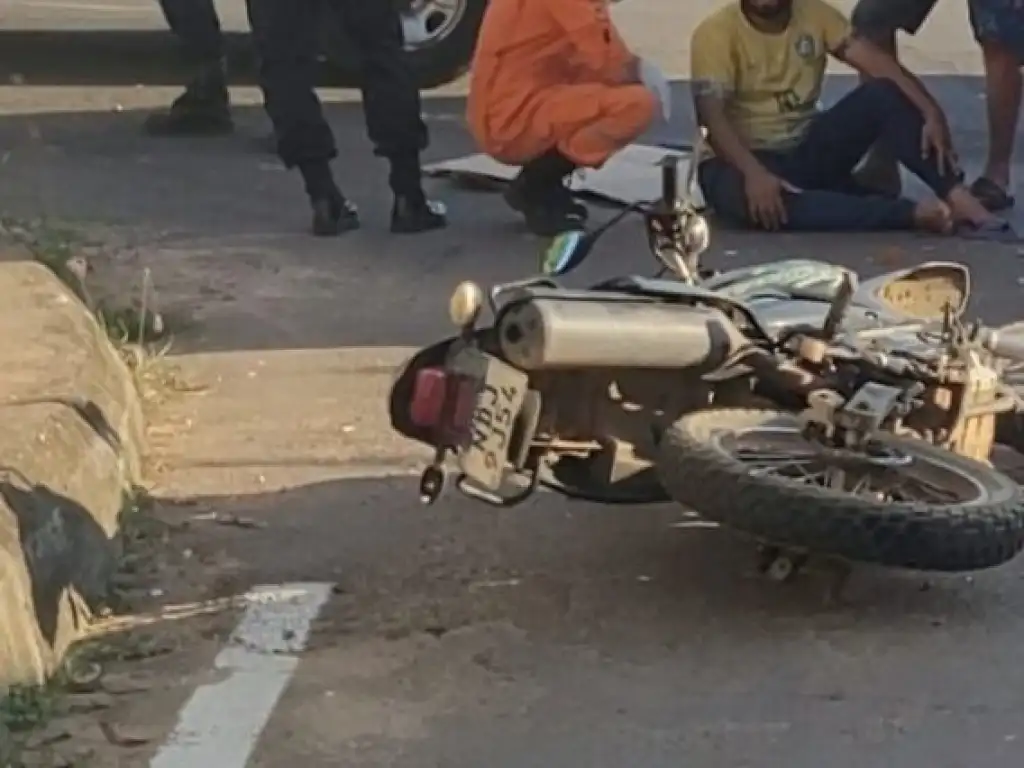 Acidente Gravíssimo em Ji-Paraná Lança Motociclista ao Ar Após Colisão com Veículo