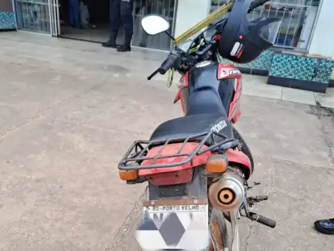 Motocicleta com placa adulterada é apreendida em Nova Brasilândia