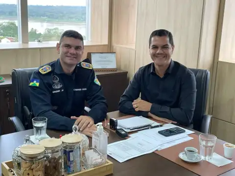 Deputado Cássio Gois recebe Comandante-Geral da Polícia Militar de Rondônia e reforça pedido de reforma em Base Comunitária de Cacoal