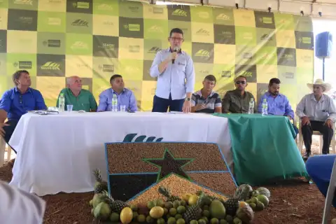 Governador Marcos Rocha participa do 2º Dia Especial da Pecuária Leiteira em Castanheiras