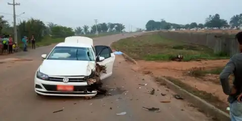Táxi invade contramão e mata motociclista na RO-205 em Cujubim