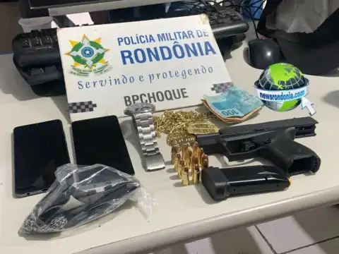 Dupla armada com pistola é presa em carro de aplicativo em Porto Velho