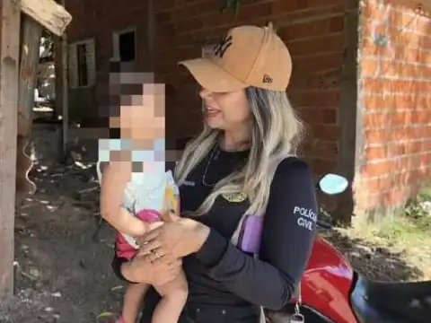 Bebê de 1 ano raptada pelo próprio pai é devolvida para família