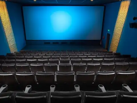 Rede de cinemas instalará assentos para pessoas obesas