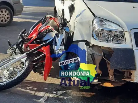 Motociclista sofre lesões leves em acidente na 6 de Maio em Ji-Paraná