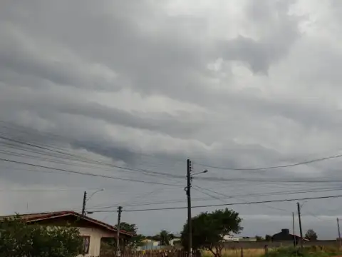 Céu nublado e chuvas marcam quarta-feira em Rondônia