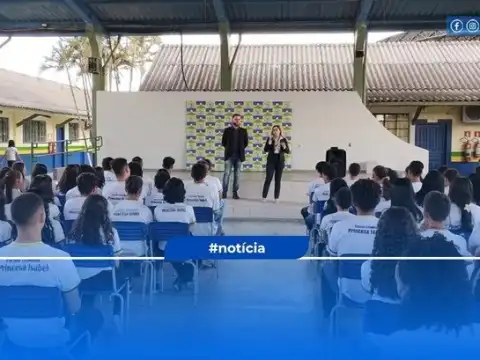 TRE-RO promove atividade educativa com estudantes em São Miguel do Guaporé