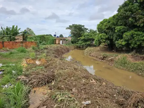 Prefeitura de Porto Velho segue com trabalho preventivo de limpeza de canais